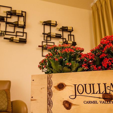 The Vendange Carmel Inn & Suites ภายนอก รูปภาพ