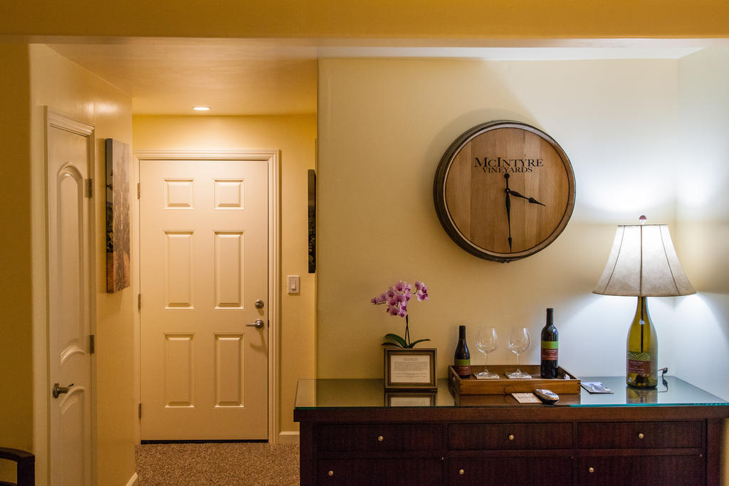 The Vendange Carmel Inn & Suites ห้อง รูปภาพ