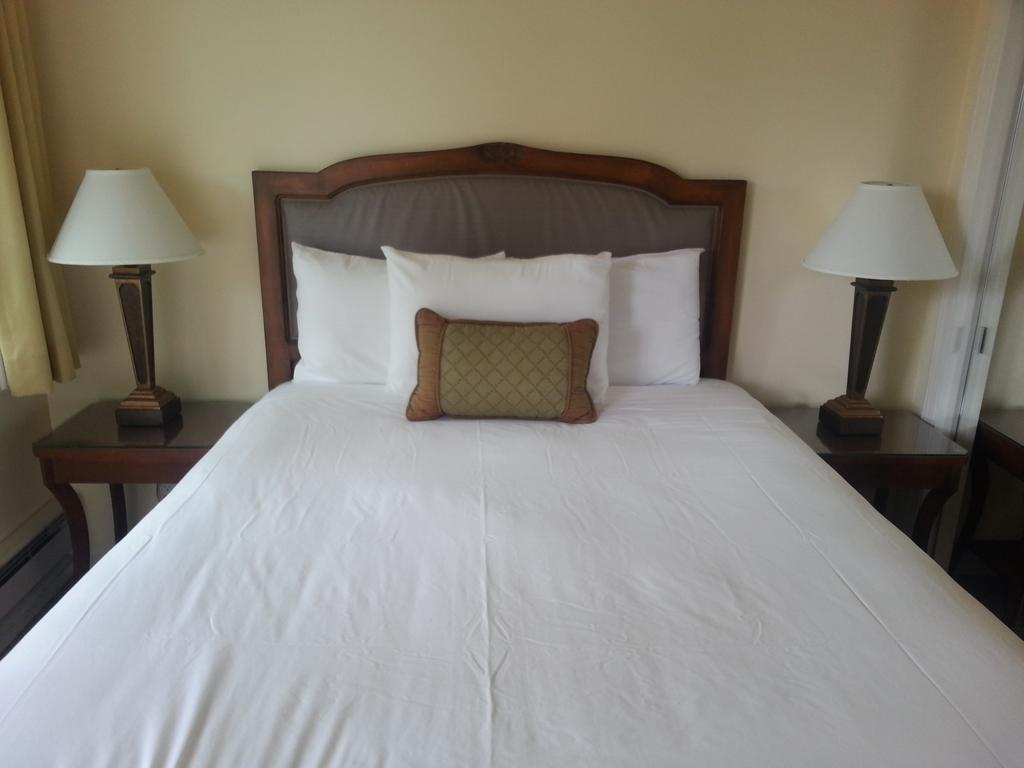 The Vendange Carmel Inn & Suites ห้อง รูปภาพ