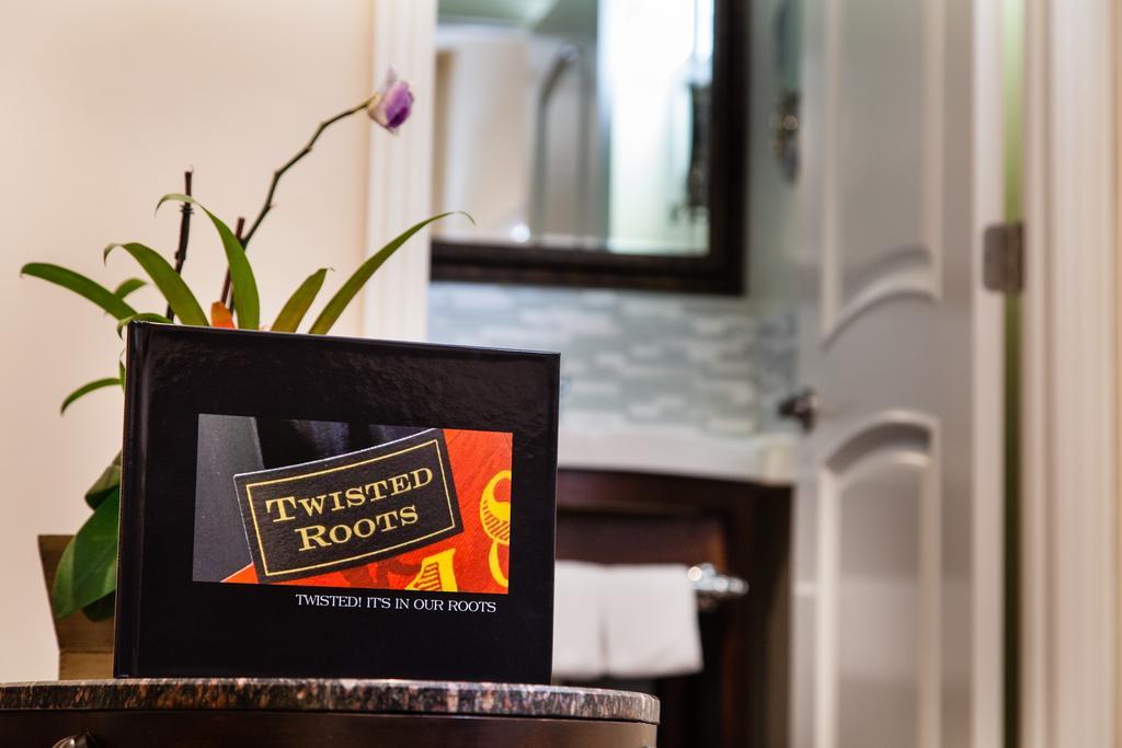 The Vendange Carmel Inn & Suites ภายนอก รูปภาพ